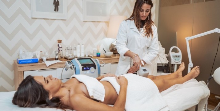 29,90€ από 240€ (-86%)  για 4 Θεραπείες Lipolaser & 4 Θεραπείες Λεμφικής Αποσυμφόρησης, στο Deniz Beauty Clinic στην Αγ. Παρασκευή.